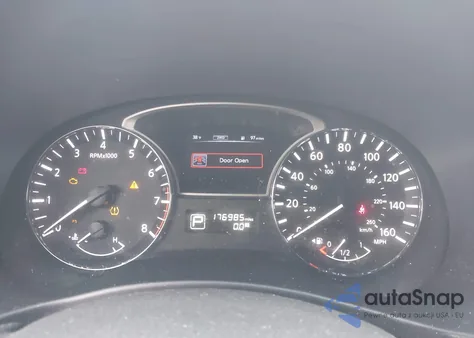 2015 Nissan Pathfinder S z USA, uszkodzony, nr VIN 5N1AR2MM9FC664139